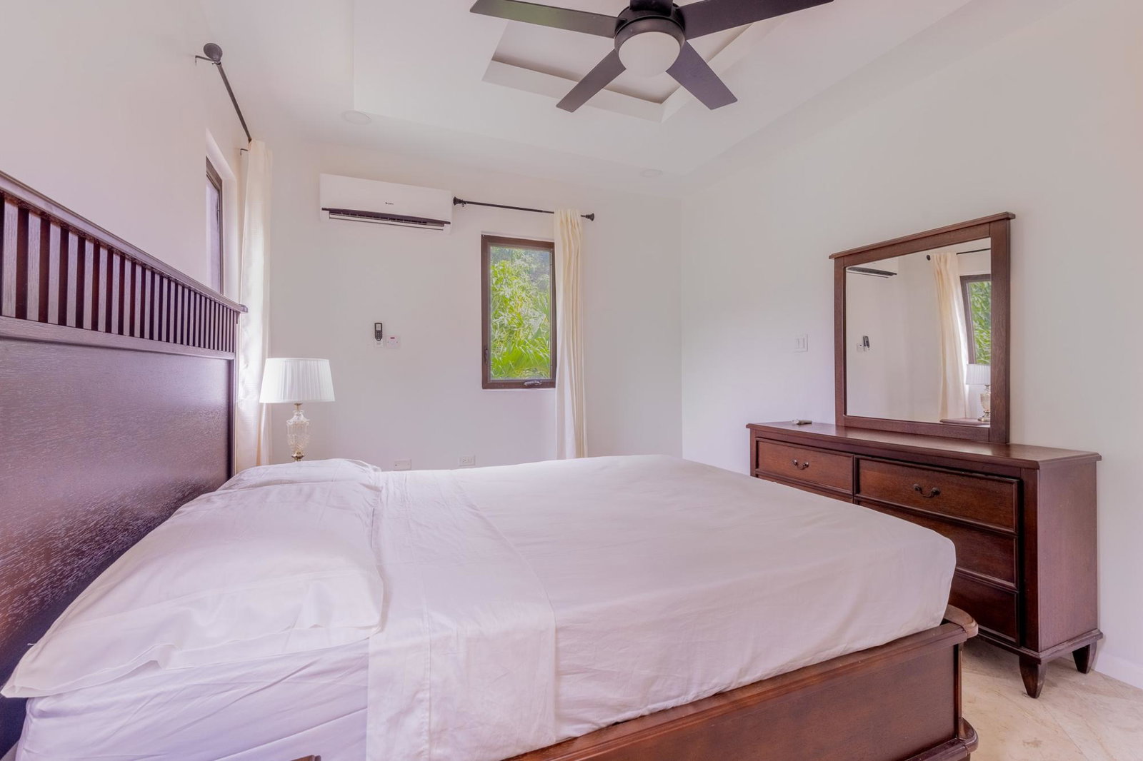 Luxury-Split-Level-Apartment-for-Rent-in-Jamaica-Stunning-Views Eleventh image of 27-6 Ottawa Avenue in Kingston 6, St. Andrew, Jamaica - property is For Rent
