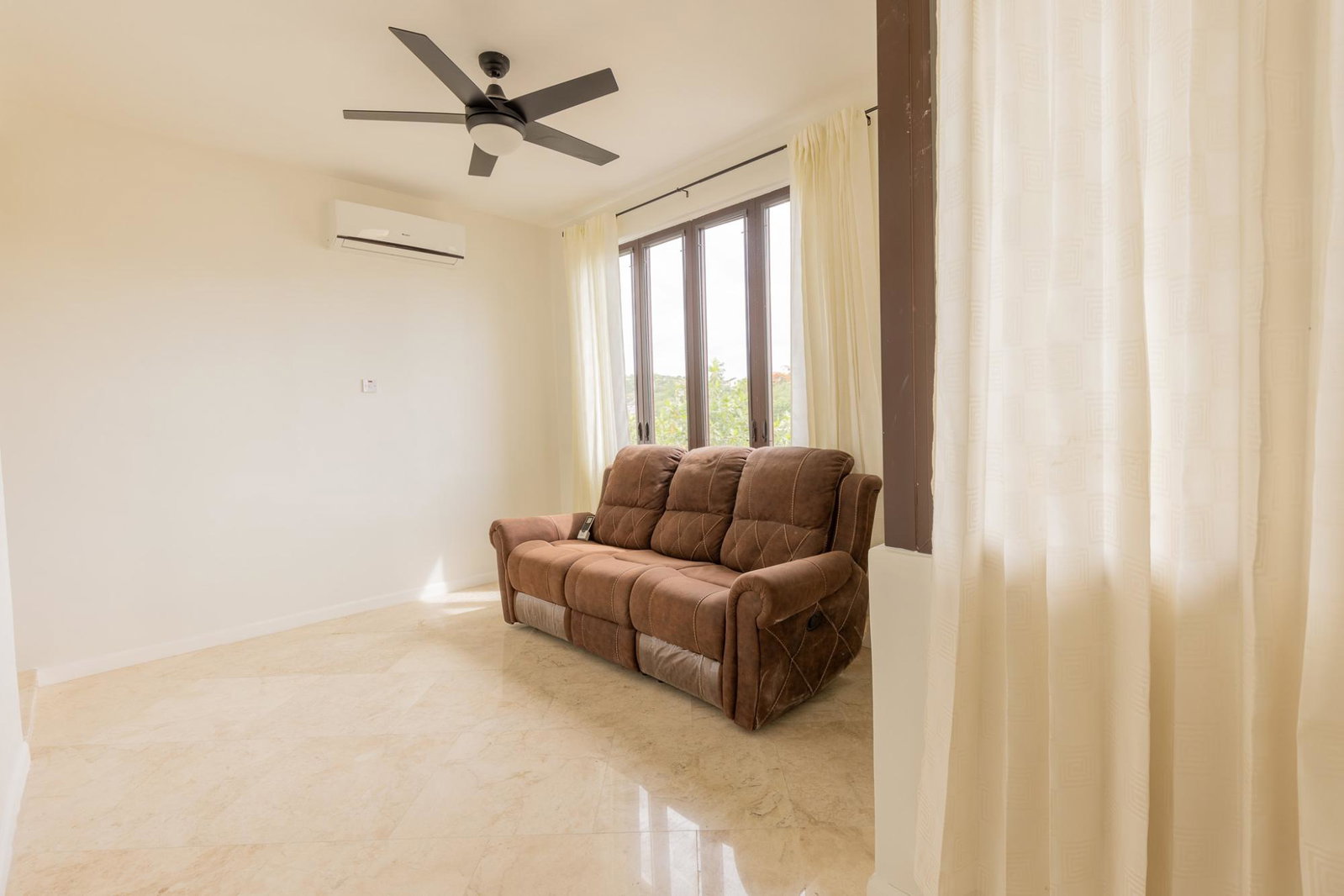 Luxury-Split-Level-Apartment-for-Rent-in-Jamaica-Stunning-Views Eighteenth image of 27-6 Ottawa Avenue in Kingston 6, St. Andrew, Jamaica - property is For Rent