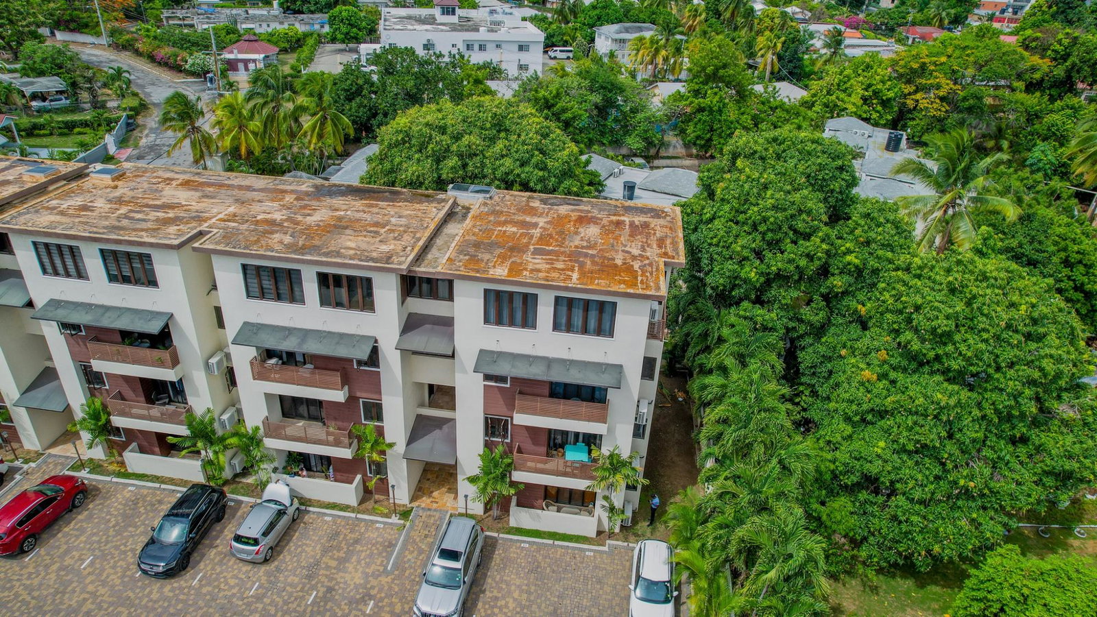 Luxury-Split-Level-Apartment-for-Rent-in-Jamaica-Stunning-Views Twentieth image of 27-6 Ottawa Avenue in Kingston 6, St. Andrew, Jamaica - property is For Rent