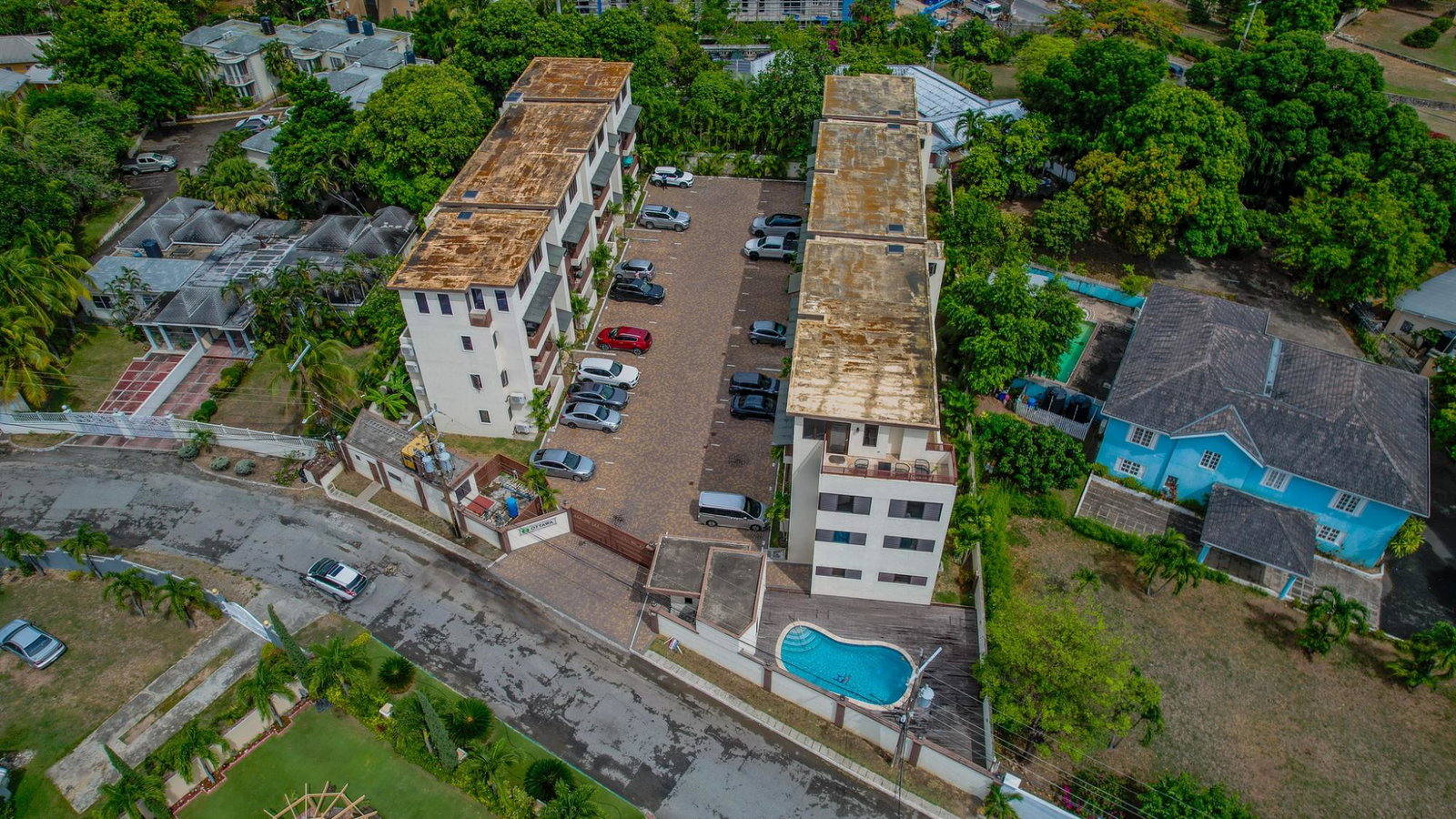 Luxury-Split-Level-Apartment-for-Rent-in-Jamaica-Stunning-Views Twenty-Seventh image of 27-6 Ottawa Avenue in Kingston 6, St. Andrew, Jamaica - property is For Rent