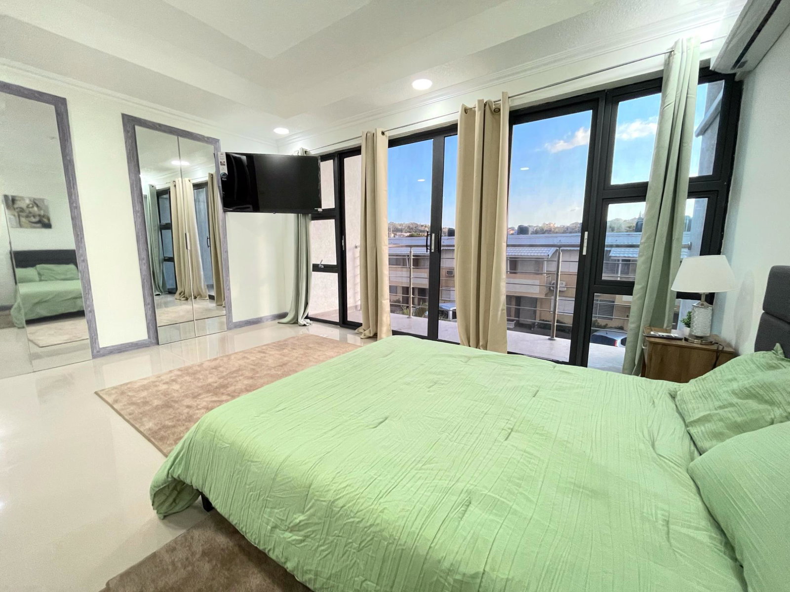 Sixth image of 6-6 Wellington Drive in Kingston 6, St. Andrew, Jamaica - property is For Rent