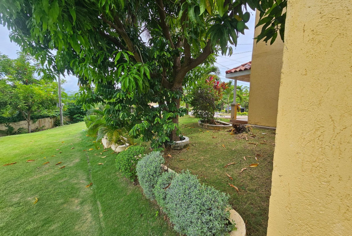 Fifth image of 35-205 Mango Walk Country Club in Montego Bay, St. James, Jamaica - property is For Rent
