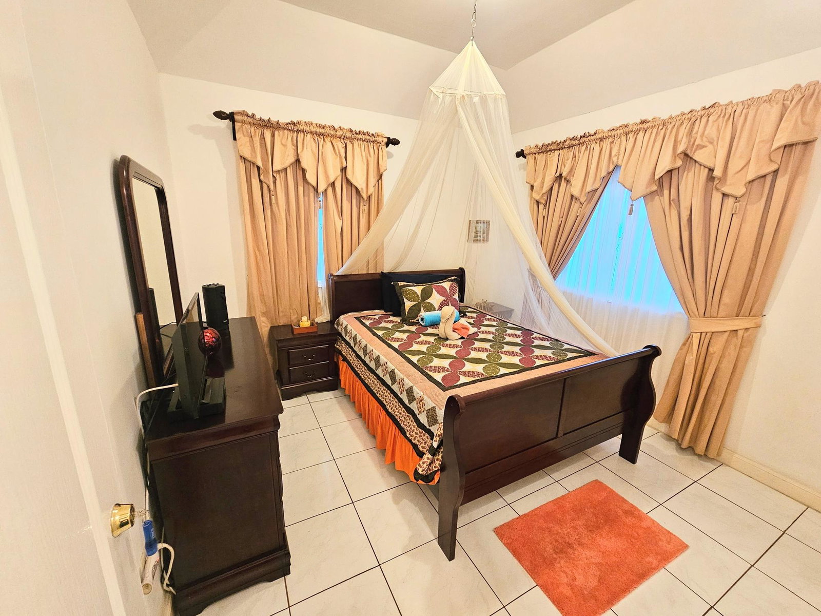 Sixth image of 35-205 Mango Walk Country Club in Montego Bay, St. James, Jamaica - property is For Rent