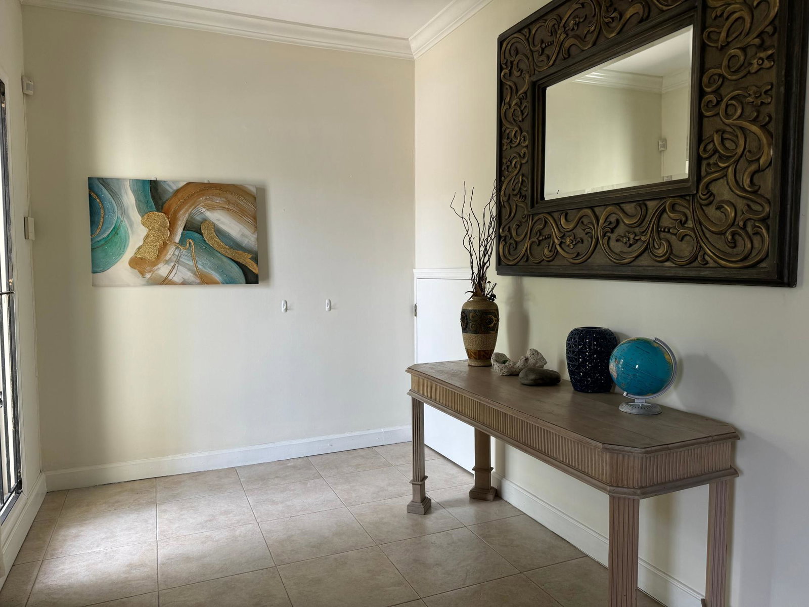 Third image of 28-17 East Kings House Road in Kingston 6, St. Andrew, Jamaica - property is For Rent