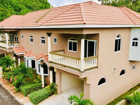 First image of 2- Belvedere rd in Belvedere, St. Andrew, Jamaica - property is For Sale