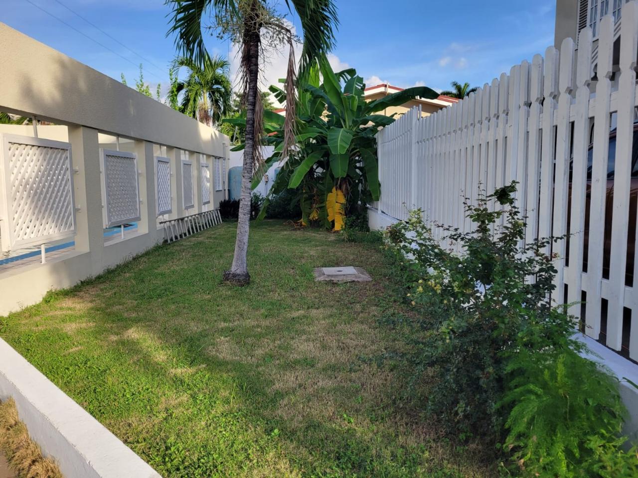 Luxury-Townhouse-for-Sale-in-Kingston-6-Forte-Paddington Fourth image of t h 1-51 Paddington Terrace in Kingston 6, St. Andrew, Jamaica - property is For Sale
