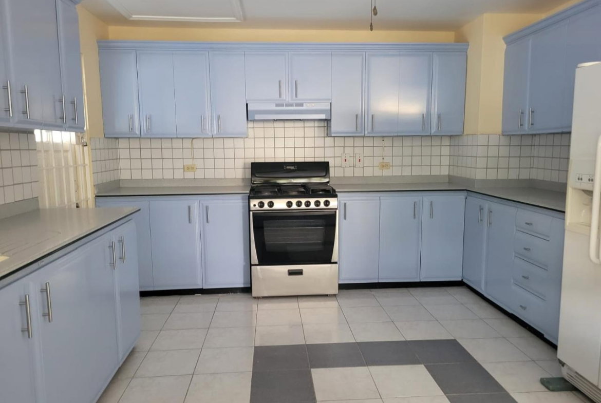 Seventh image of t h 1-51 Paddington Terrace in Kingston 6, St. Andrew, Jamaica - property is For Sale