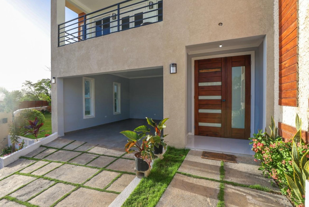 Eleventh image of 6-4 Hill Road, Norbrook Heigh in Norbrook, St. Andrew, Jamaica - property is For Sale