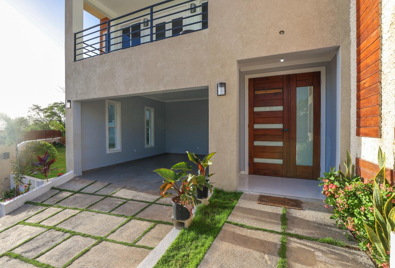 Luxury-Townhouse-for-Sale-in-Norbrook-Heights-Azure-Ridge Eleventh image of 6-4 Hill Road, Norbrook Heigh in Norbrook, St. Andrew, Jamaica - property is For Sale