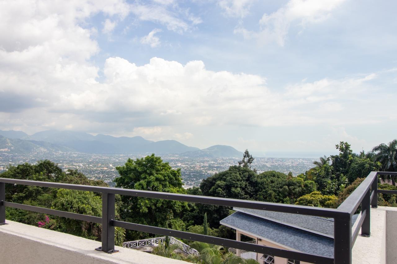 Luxury-Townhouses-for-Sale-in-Kingston-Vista-Brentwood Fifteenth image of 1-6 Brentwood Terrrace in Kingston 19, St. Andrew, Jamaica - property is For Sale
