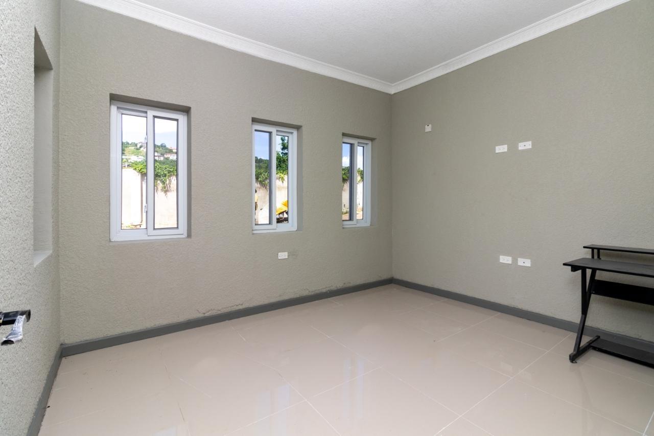 Luxury-Townhouses-for-Sale-in-Kingston-Vista-Brentwood Fifth image of 1-6 Brentwood Terrrace in Kingston 19, St. Andrew, Jamaica - property is For Sale