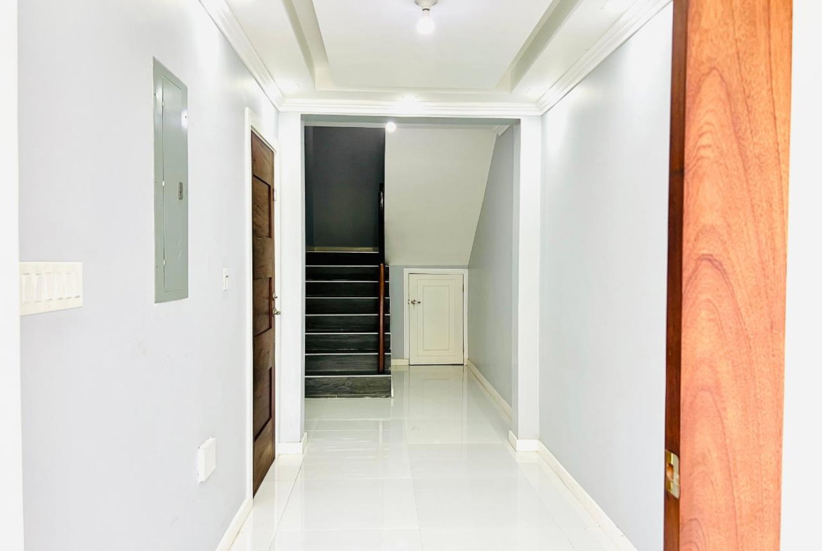 Thirteenth image of 7-4 Hill Road, Norbrook, Kgn8 in Kingston 8, St. Andrew, Jamaica - property is For Sale