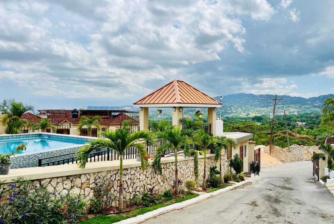 Sixth image of 7-4 Hill Road, Norbrook, Kgn8 in Kingston 8, St. Andrew, Jamaica - property is For Sale
