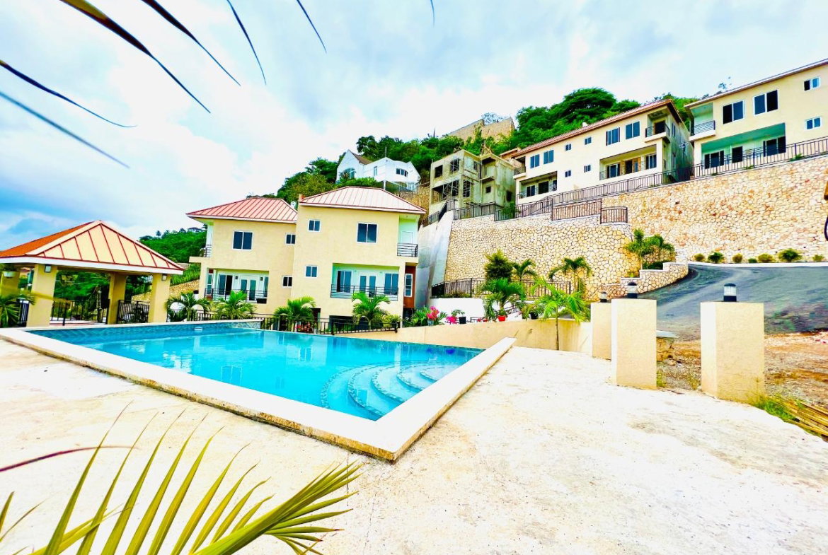 Seventh image of 7-4 Hill Road, Norbrook, Kgn8 in Kingston 8, St. Andrew, Jamaica - property is For Sale