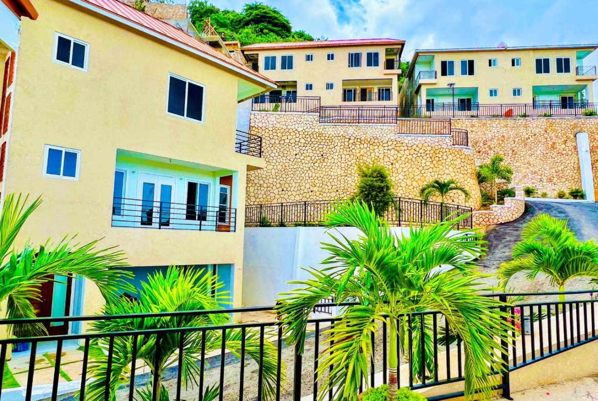 Tenth image of 7-4 Hill Road, Norbrook, Kgn8 in Kingston 8, St. Andrew, Jamaica - property is For Sale