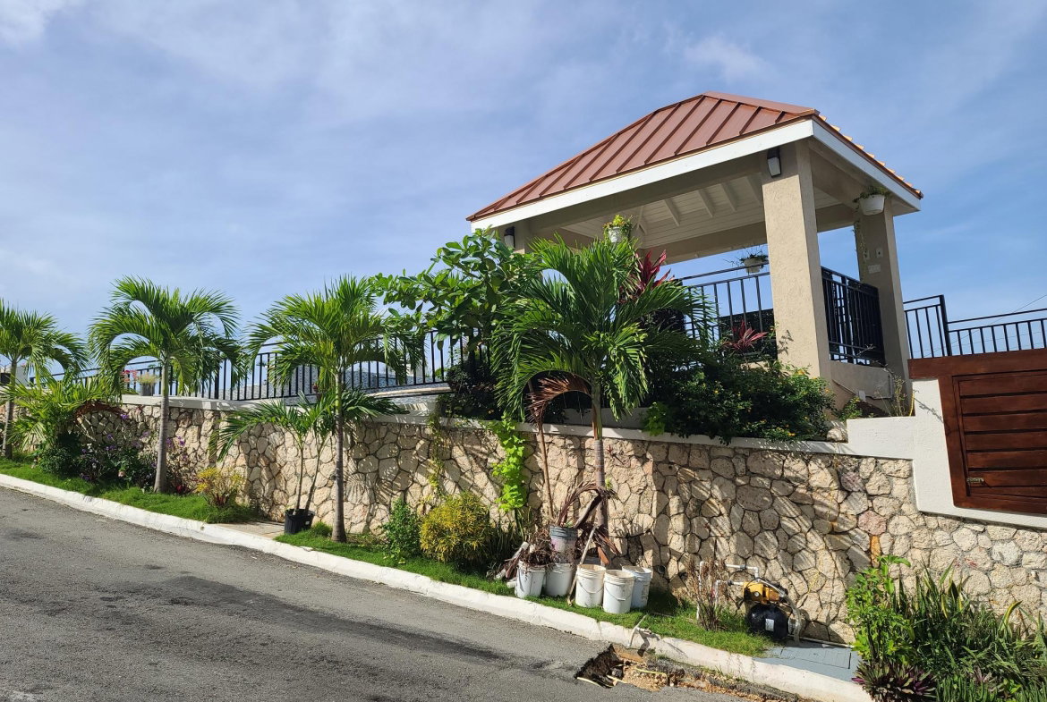 Twenty-Eighth image of 4- 4 Hill Road, Norbrook in Norbrook, St. Andrew, Jamaica - property is For Sale