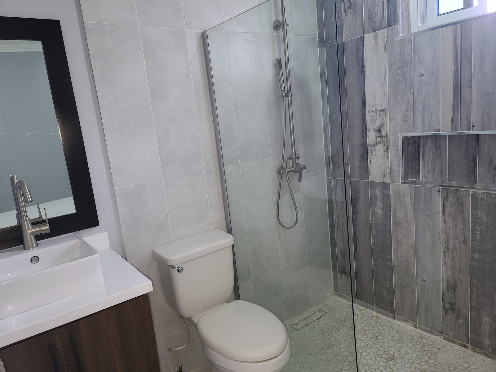 Luxury-Townhouses-for-Sale-in-Norbrook-Kingston-8-Azure-Ridge Tenth image of 4- 4 Hill Road, Norbrook in Norbrook, St. Andrew, Jamaica - property is For Sale