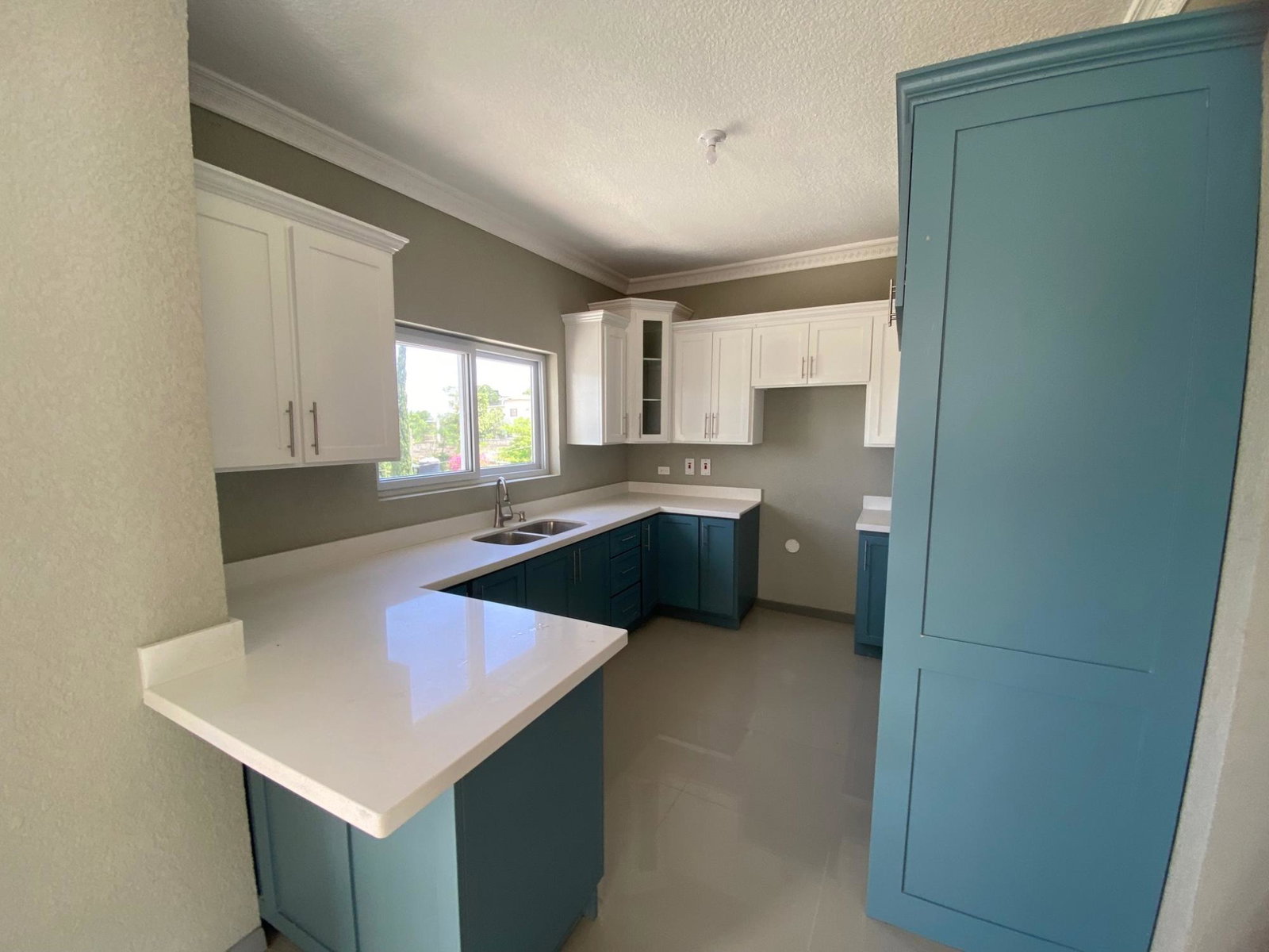 Luxury-Townhouses-for-Sale-in-West-Kirkland-Heights-Vista-Brentwood Twenty-Second image of 2-6 Brentwood Terrace, West k in Kingston 19, St. Andrew, Jamaica - property is For Sale