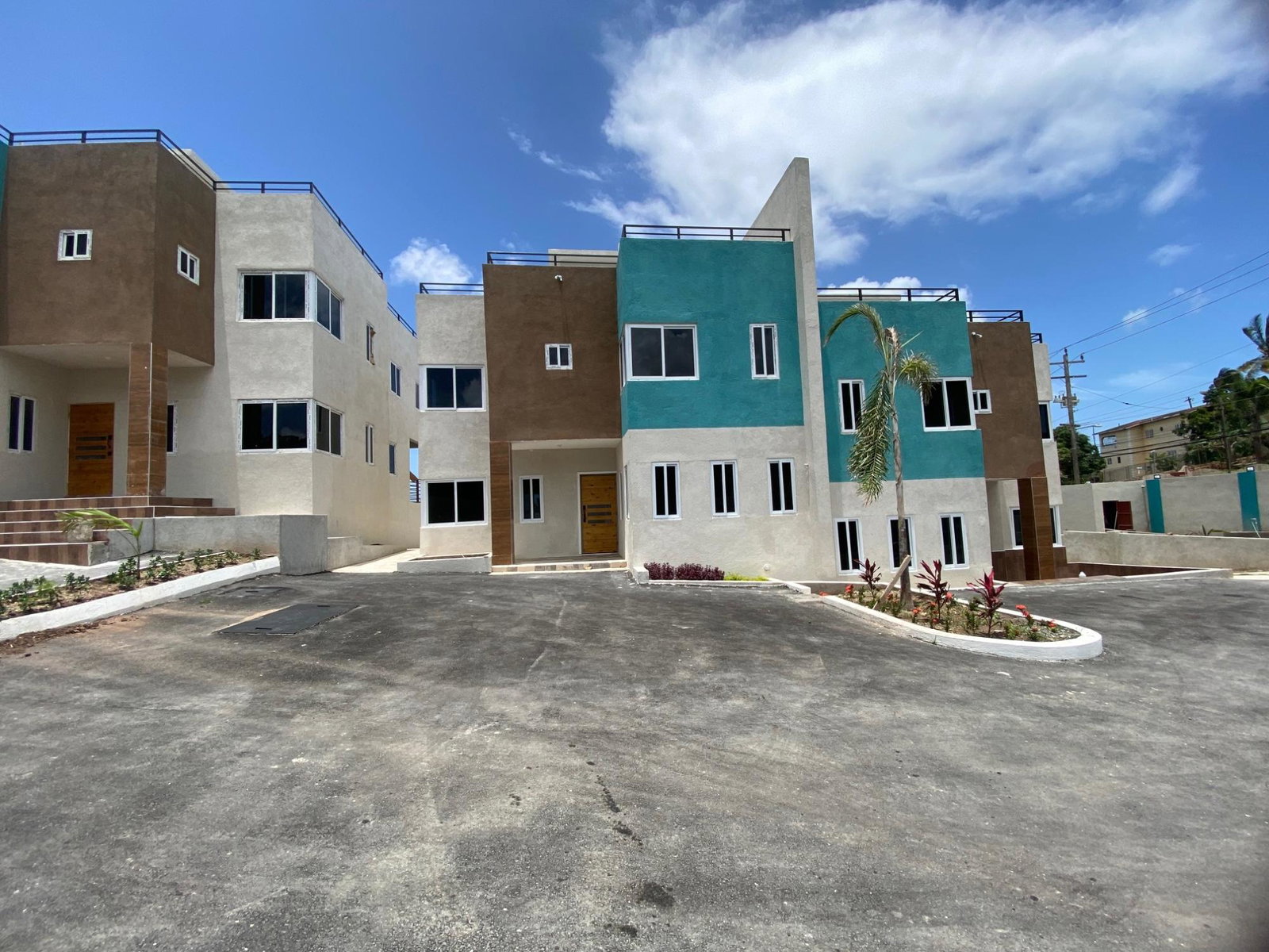 Luxury-Townhouses-for-Sale-in-West-Kirkland-Heights-Vista-Brentwood Fourth image of 2-6 Brentwood Terrace, West k in Kingston 19, St. Andrew, Jamaica - property is For Sale