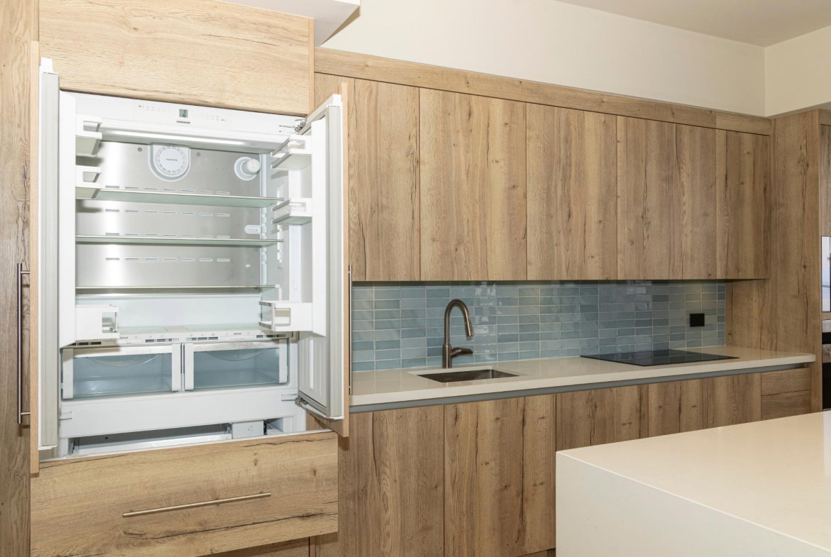 Third image of 1205-2-4 King Street in Kingston 1, Kingston, Jamaica - property is For Rent