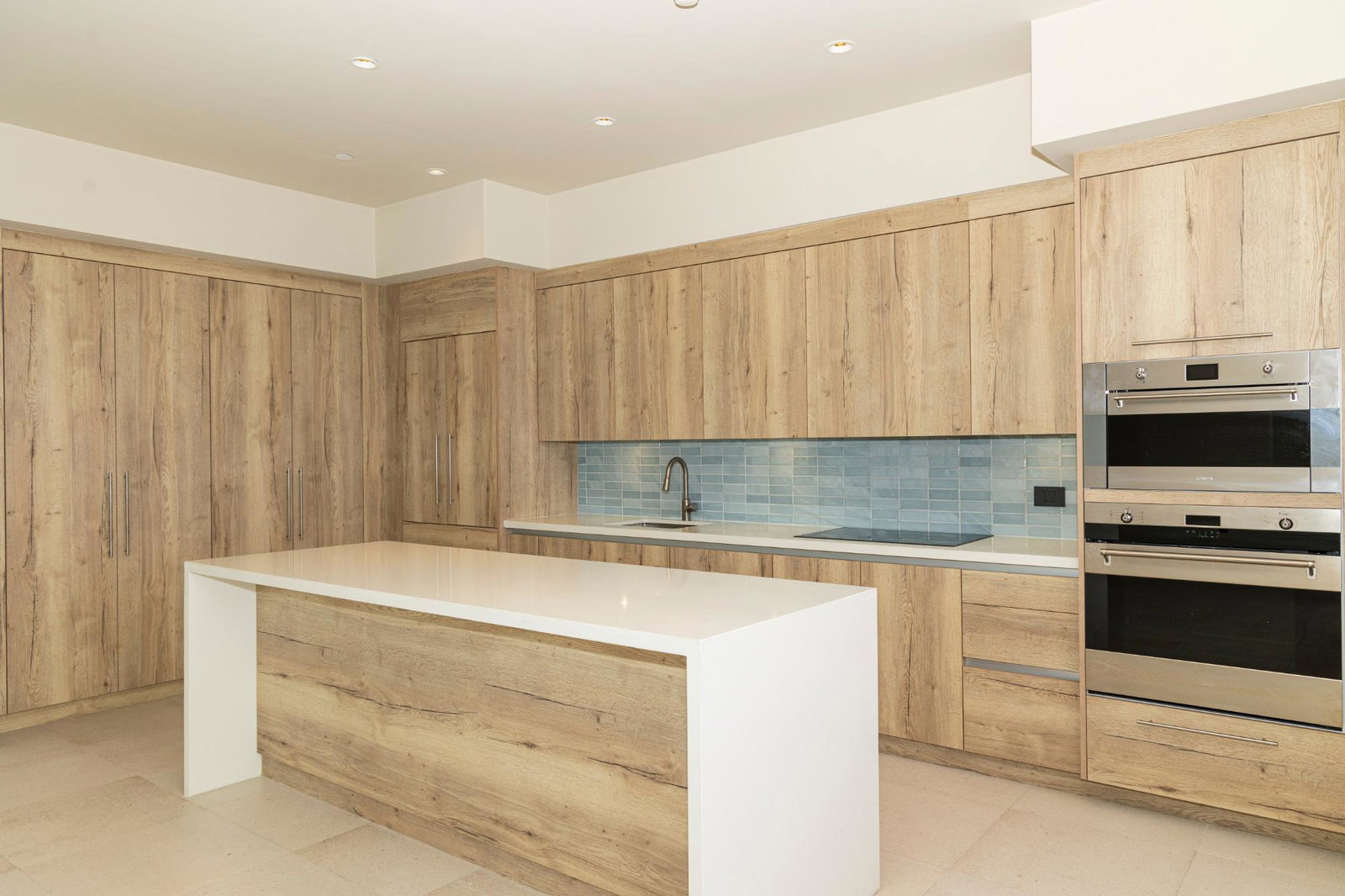 Fourth image of 1205-2-4 King Street in Kingston 1, Kingston, Jamaica - property is For Rent