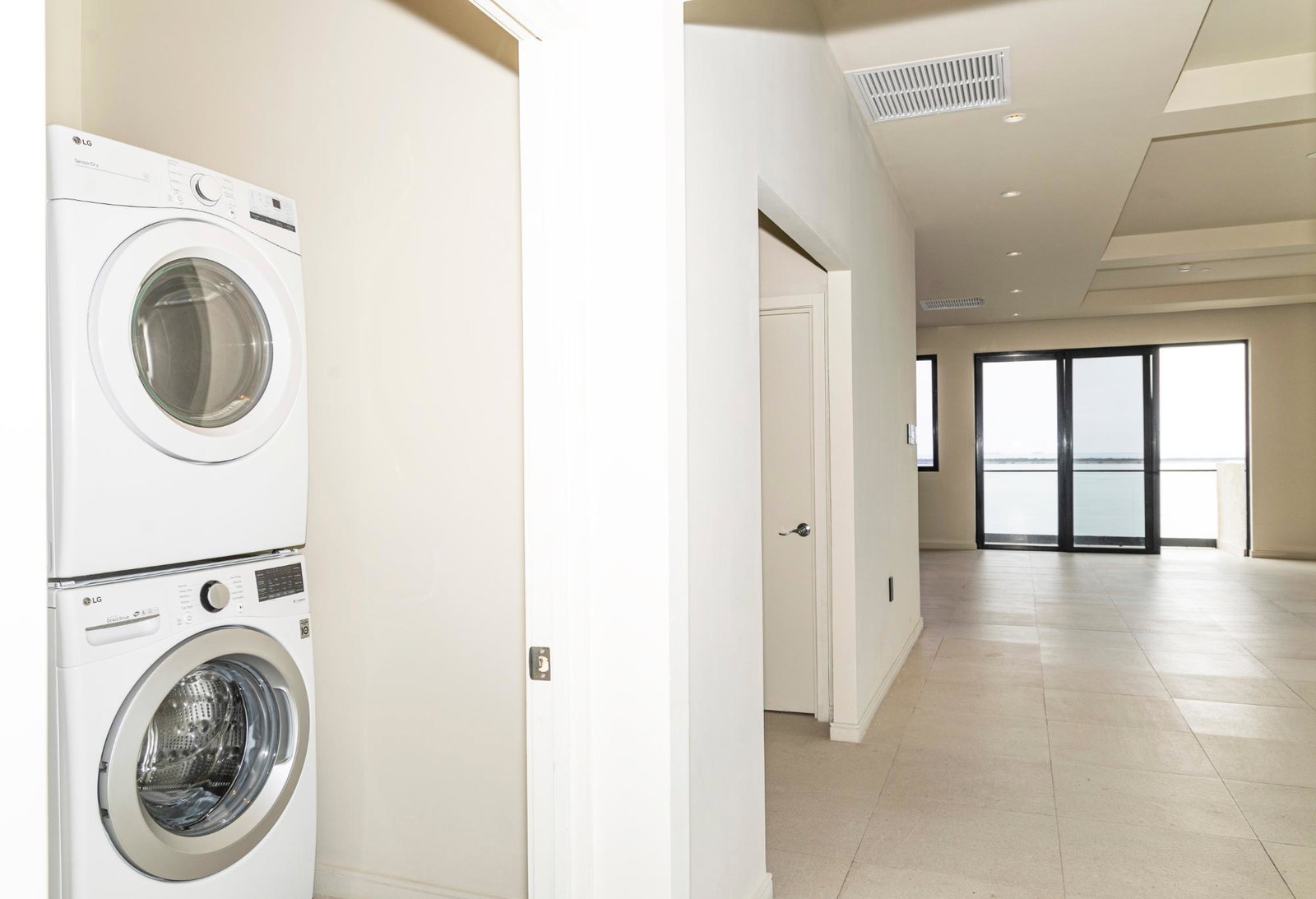 Sixth image of 1205-2-4 King Street in Kingston 1, Kingston, Jamaica - property is For Rent