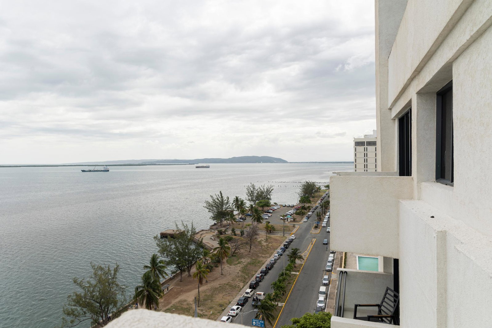 Tenth image of 1206-2-4 King Street in Downtown Kingston, Kingston, Jamaica - property is For Rent