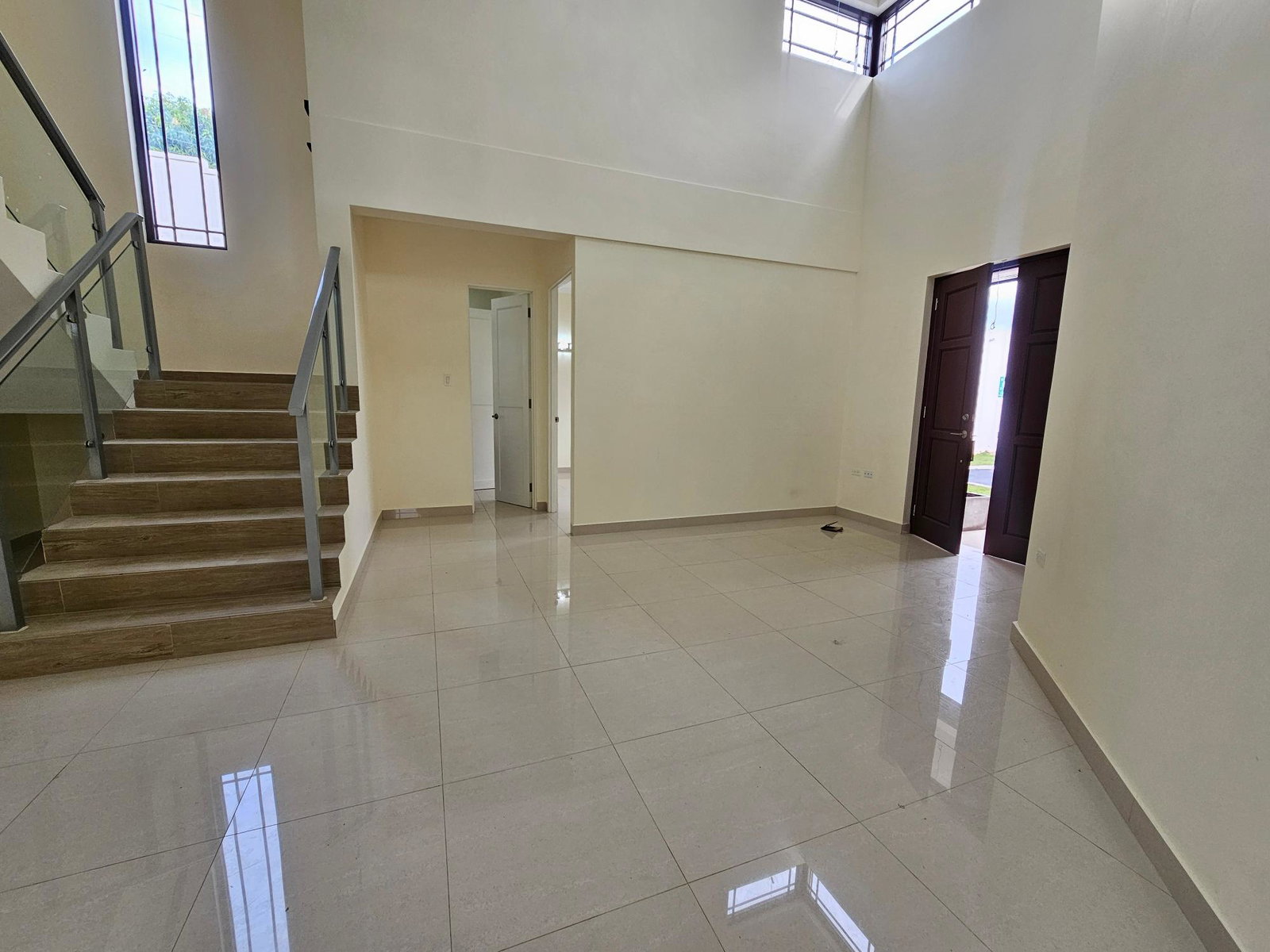 Sixth image of a Millsborough Avenue in Kingston 6, St. Andrew, Jamaica - property is For Rent