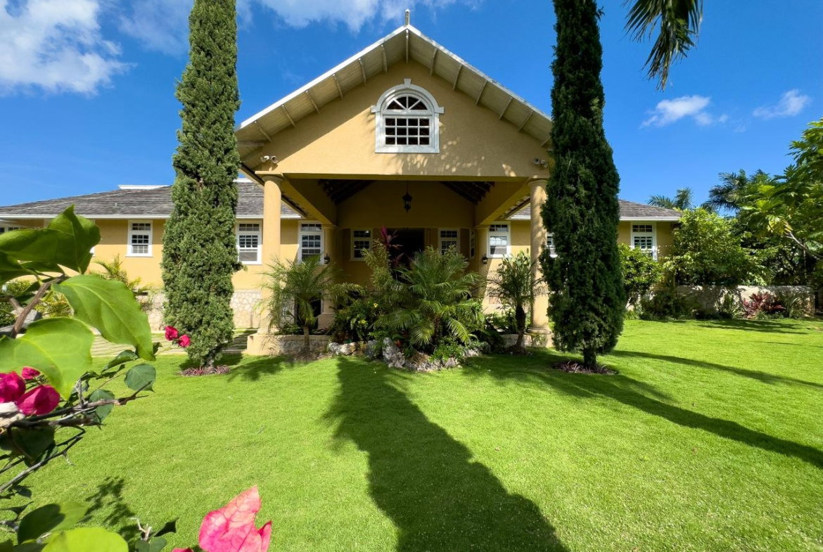 Fourth image of Mansfield Drive in Ocho Rios, St. Ann, Jamaica - property is For Rent