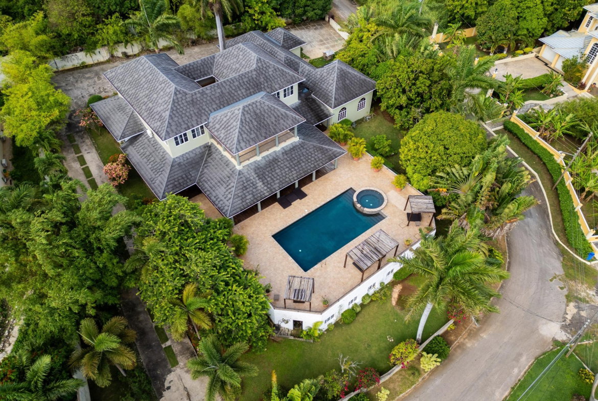 Second image of Casa Bella ,highlands in Rose Hall, St. James, Jamaica - property is For Sale
