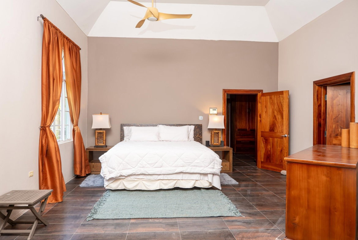 Thirteenth image of Casa Bella ,highlands in Rose Hall, St. James, Jamaica - property is For Sale