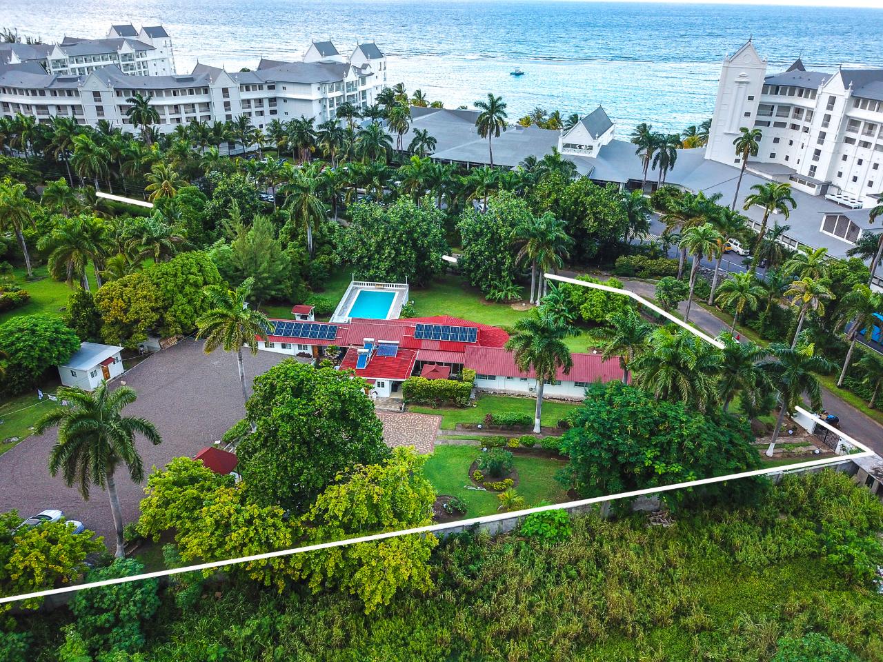 Luxury-Villa-for-Sale-in-Mammee-Bay-Estate-Jamaica Twenty-Second image of 52 Mammee Beach Road in St. Ann's Bay, St. Ann, Jamaica - property is For Sale