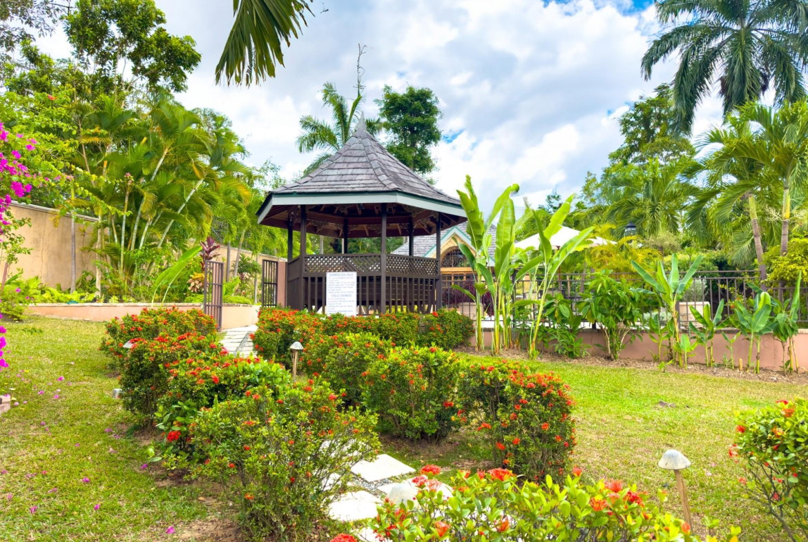 Fourth image of 12-6 Long Lane in Kingston 8, St. Andrew, Jamaica - property is For Sale