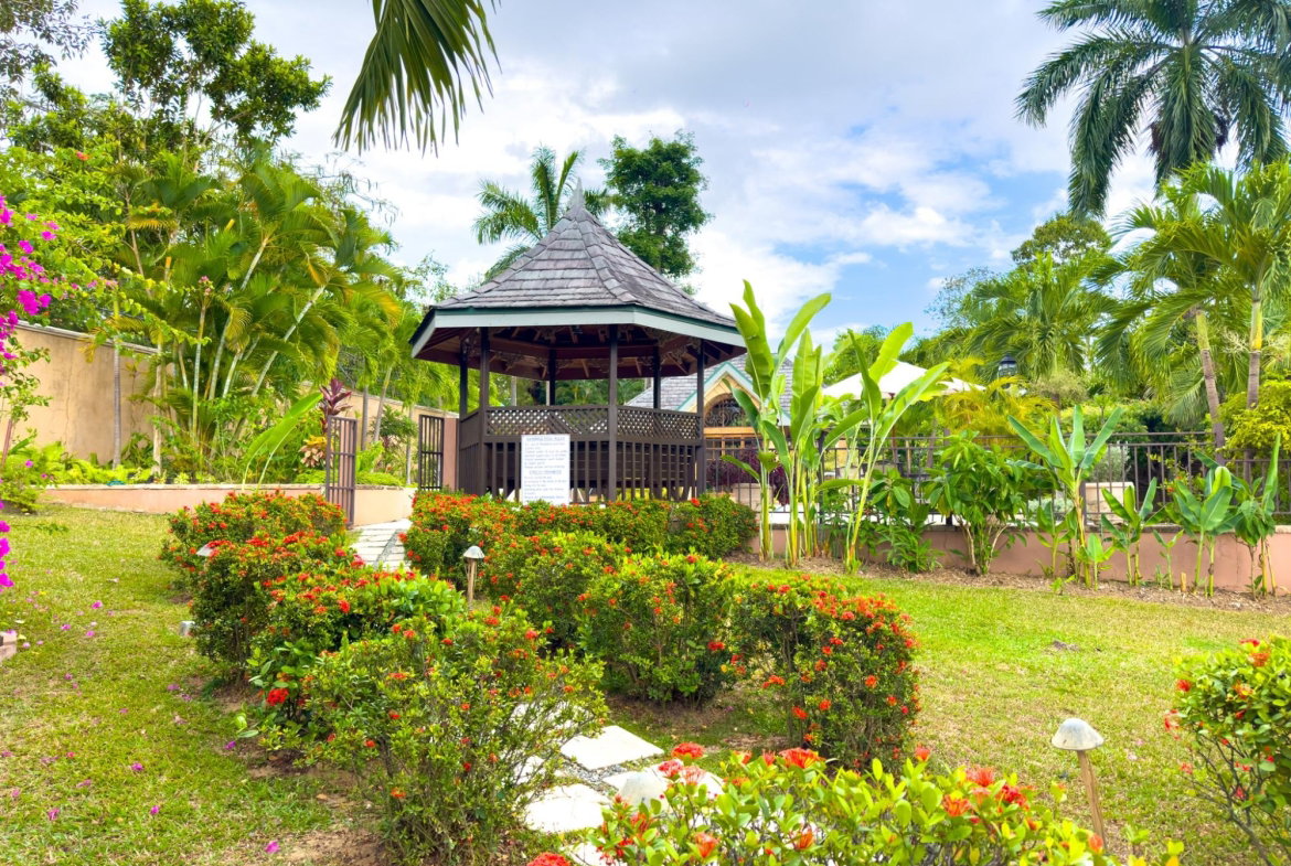 Fifth image of 12-6 Long Lane in Kingston 8, St. Andrew, Jamaica - property is For Sale