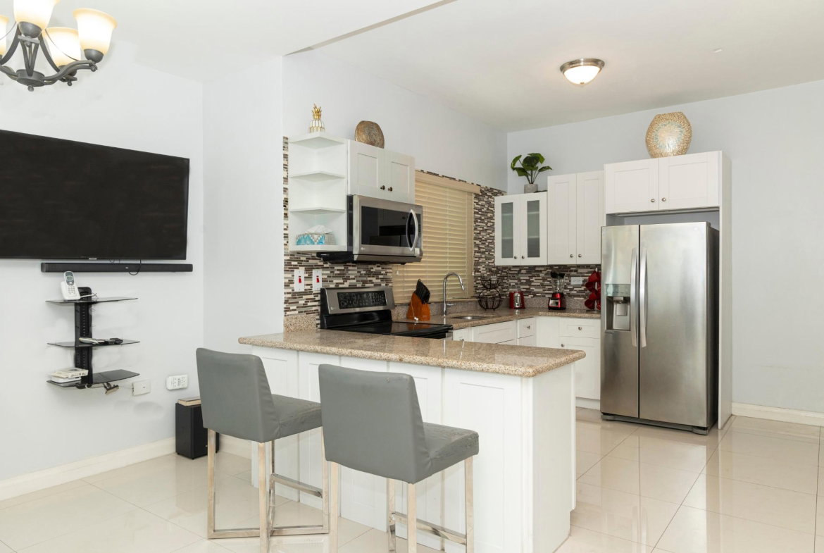 Sixth image of A403-10 Surbiton Road, Harloes in Kingston 6, St. Andrew, Jamaica - property is For Rent