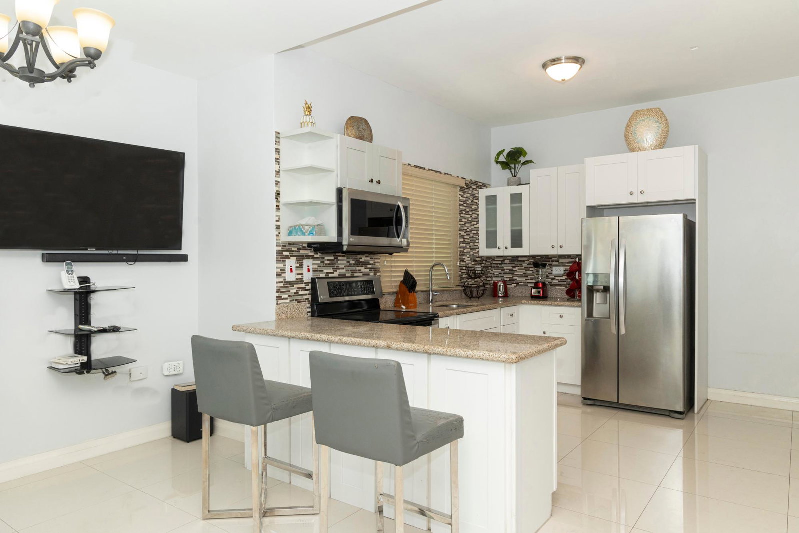 Modern-1-Bedroom-Apartment-for-Rent-at-Harloes-Place-St.-Andrew Sixth image of A403-10 Surbiton Road, Harloes in Kingston 6, St. Andrew, Jamaica - property is For Rent
