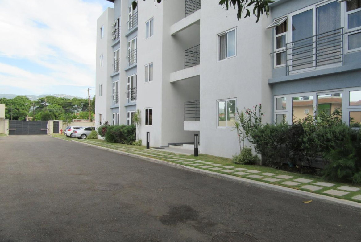 Thirteenth image of 401-21 Sullivan Avenue in Kingston 8, St. Andrew, Jamaica - property is For Rent