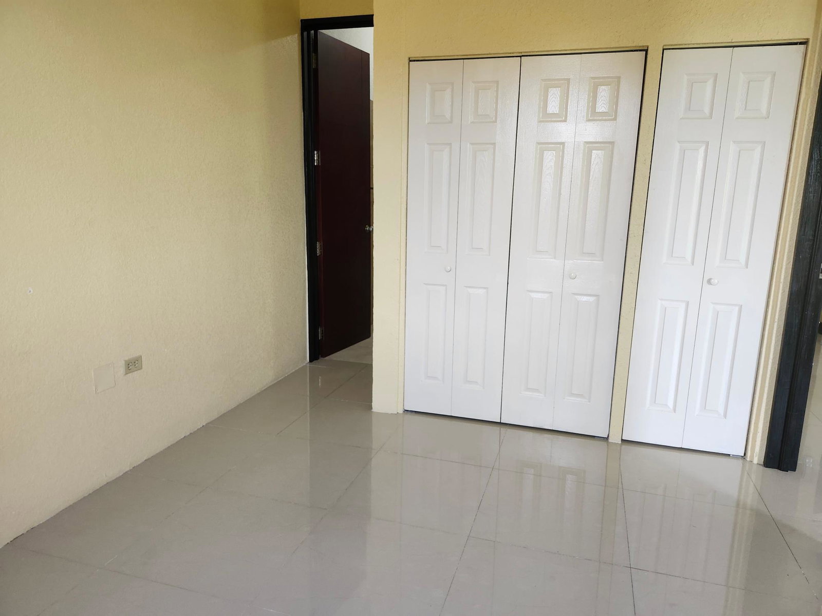 Twelfth image of 17-8 Washington Drive in Kingston 10, St. Andrew, Jamaica - property is For Sale