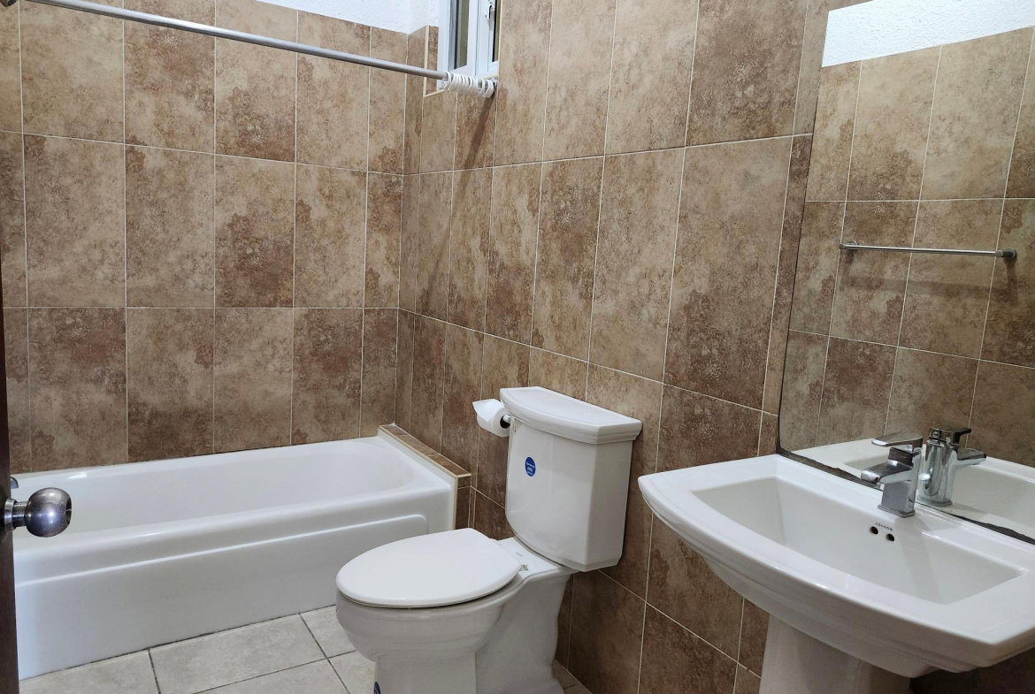 Thirteenth image of 17-8 Washington Drive in Kingston 10, St. Andrew, Jamaica - property is For Sale