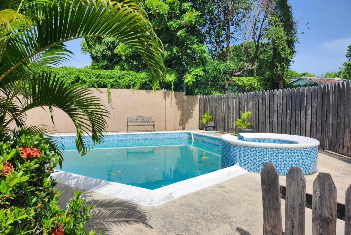 Sixteenth image of 17-8 Washington Drive in Kingston 10, St. Andrew, Jamaica - property is For Sale