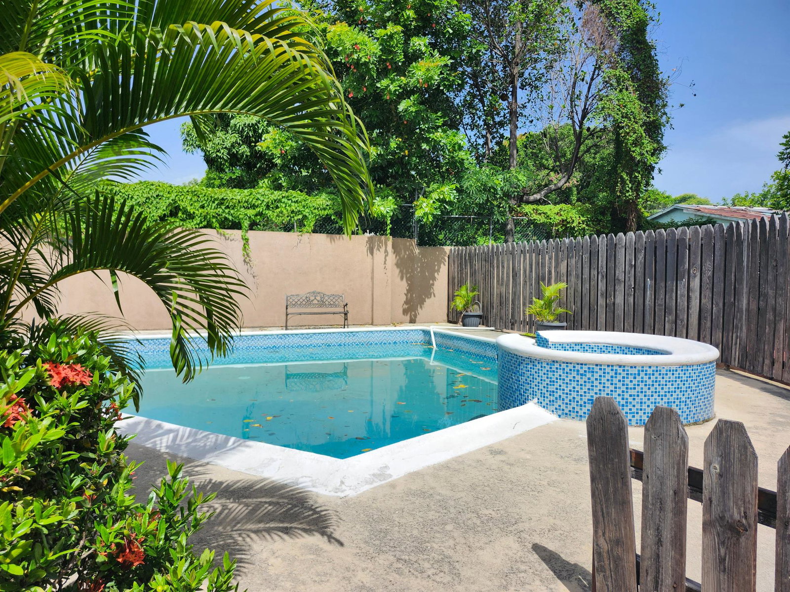 Sixteenth image of 17-8 Washington Drive in Kingston 10, St. Andrew, Jamaica - property is For Sale