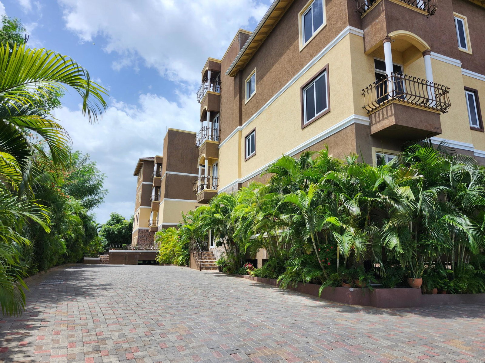 Third image of 17-8 Washington Drive in Kingston 10, St. Andrew, Jamaica - property is For Sale