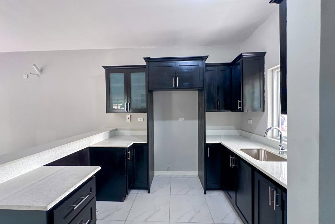 Fourth image of 3- 3 Belvedere in Kingston 19, St. Andrew, Jamaica - property is For Sale
