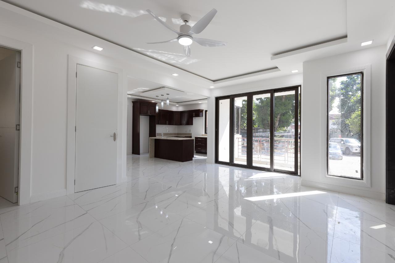 Eighth image of D3-3 Stillwell Road, Kingston in Kingston 8, St. Andrew, Jamaica - property is For Sale