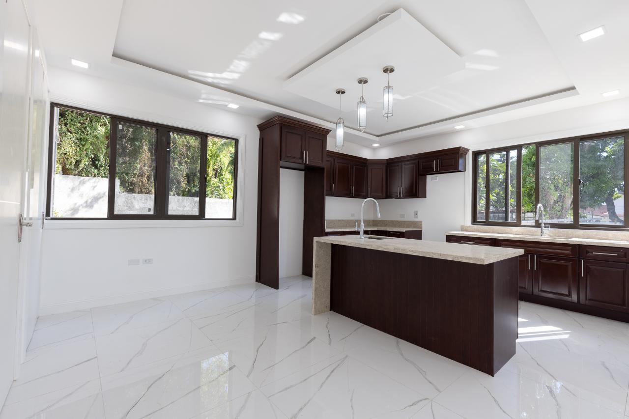 Sixth image of E4-3 Stillwell Road, Kingston in Kingston 8, St. Andrew, Jamaica - property is For Sale