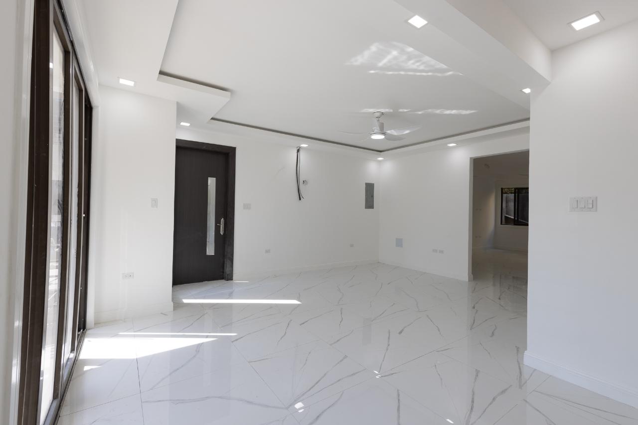 Eleventh image of E4-3 Stillwell Road, Kingston in Kingston 8, St. Andrew, Jamaica - property is For Sale