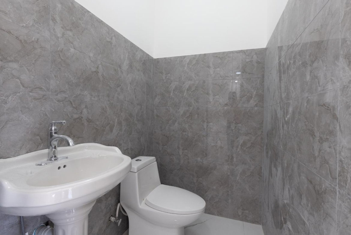 Eighteenth image of E4-3 Stillwell Road, Kingston in Kingston 8, St. Andrew, Jamaica - property is For Sale