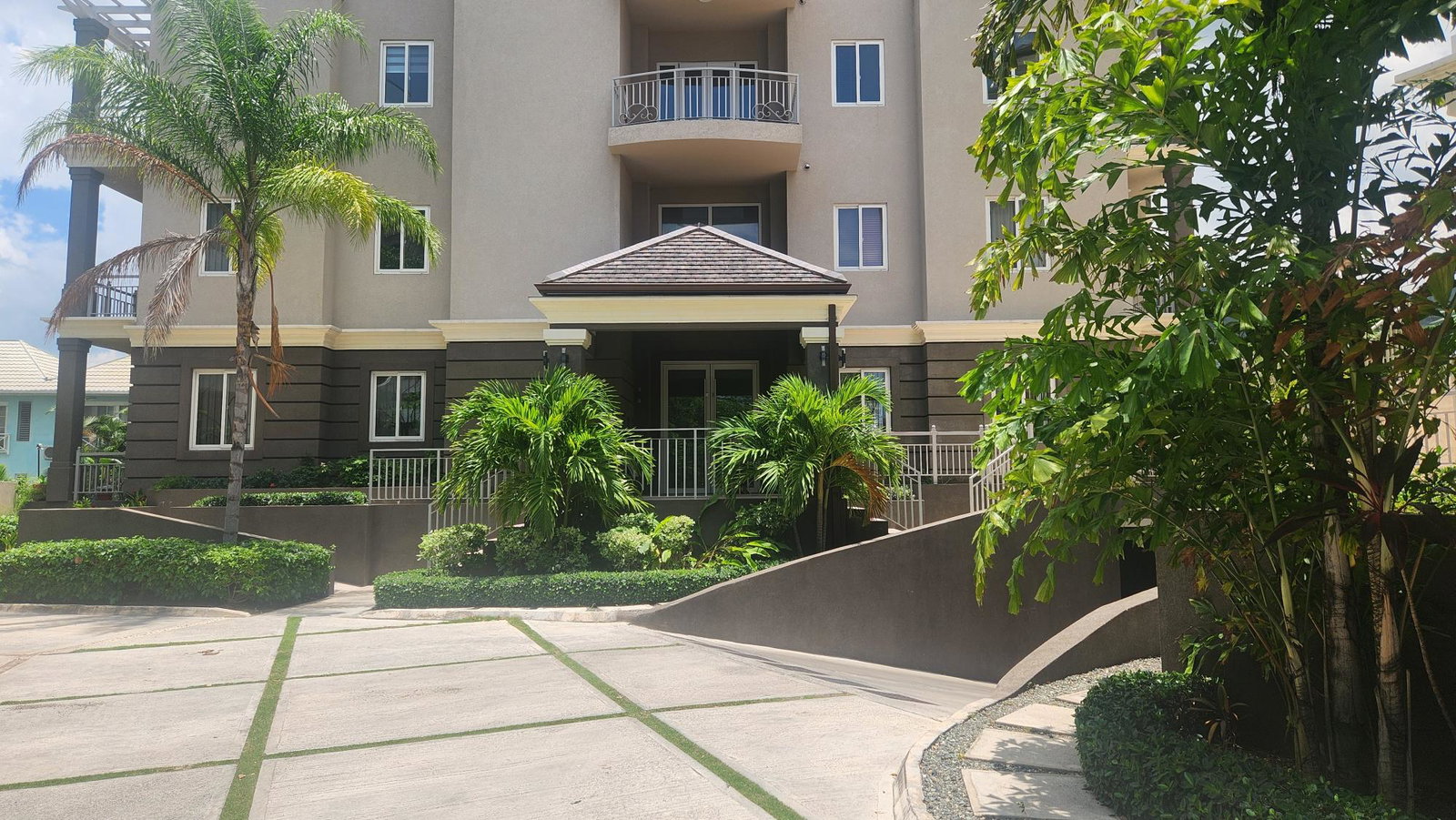 Third image of 14-31 Salisbury Avenue, Kingsto in Kingston 6, St. Andrew, Jamaica - property is For Rent