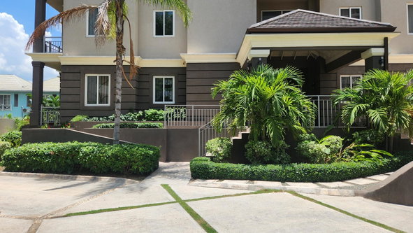 Thirtieth image of 14-31 Salisbury Avenue, Kingsto in Kingston 6, St. Andrew, Jamaica - property is For Rent