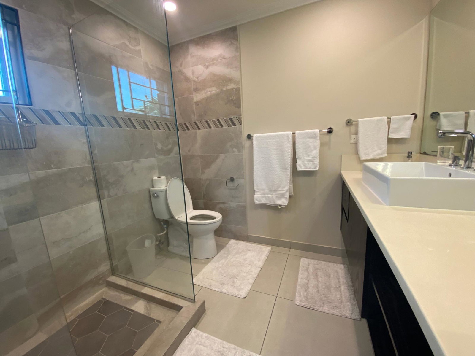 Modern-2-Bed-Apartment-for-Rent-in-St.-Andrew-Jamaica-21D-Garden-Close Twenty-Fourth image of 21d-16 Garden Close in Kingston 8, St. Andrew, Jamaica - property is For Rent